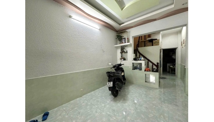 Chỉ 4.2 TỶ TL! 42M², 2Tầng /3pn, HẺM XE HƠI, Lê Văn Thọ Gò Vấp!